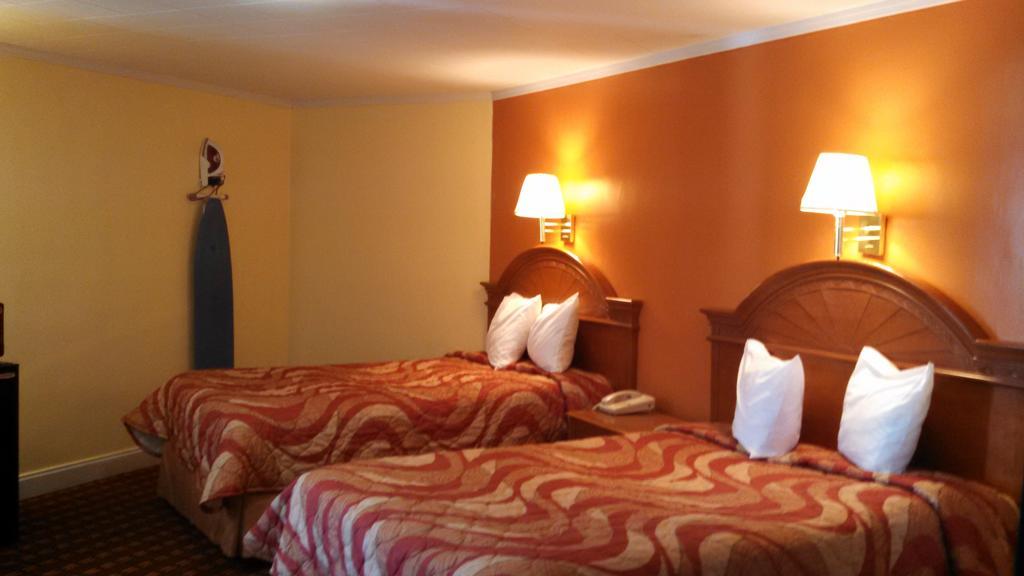 Mount Vernon Inn Съмтър Екстериор снимка