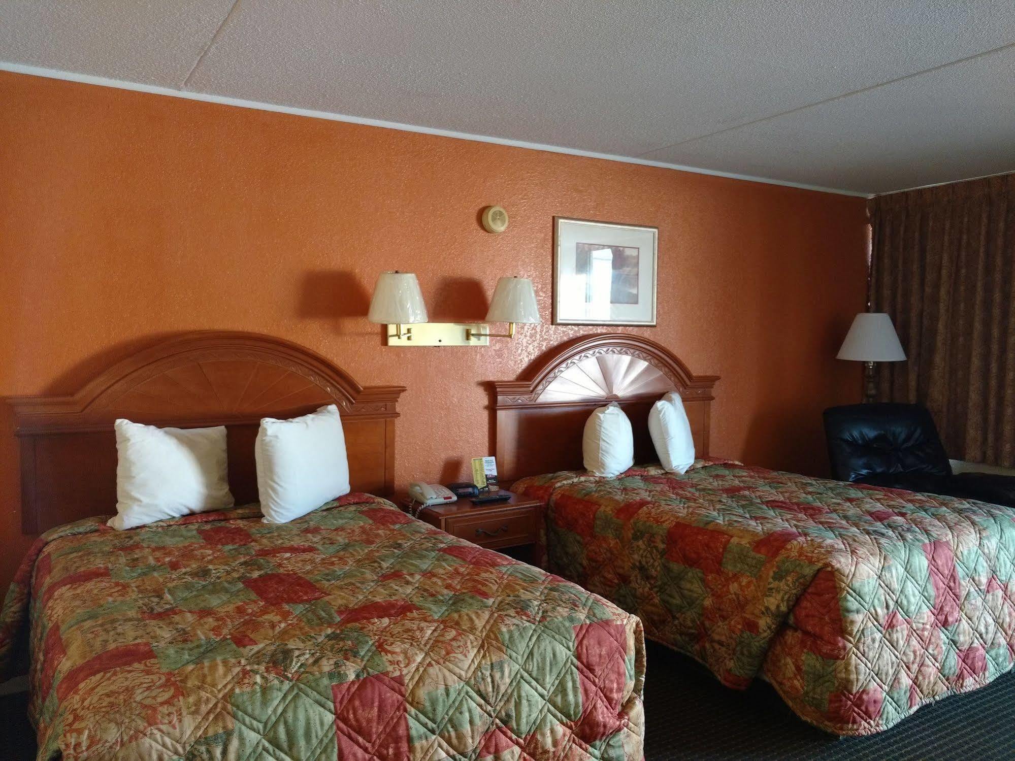 Mount Vernon Inn Съмтър Екстериор снимка