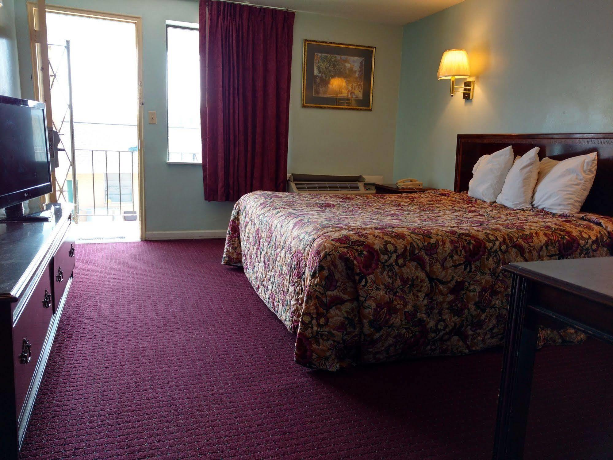 Mount Vernon Inn Съмтър Екстериор снимка