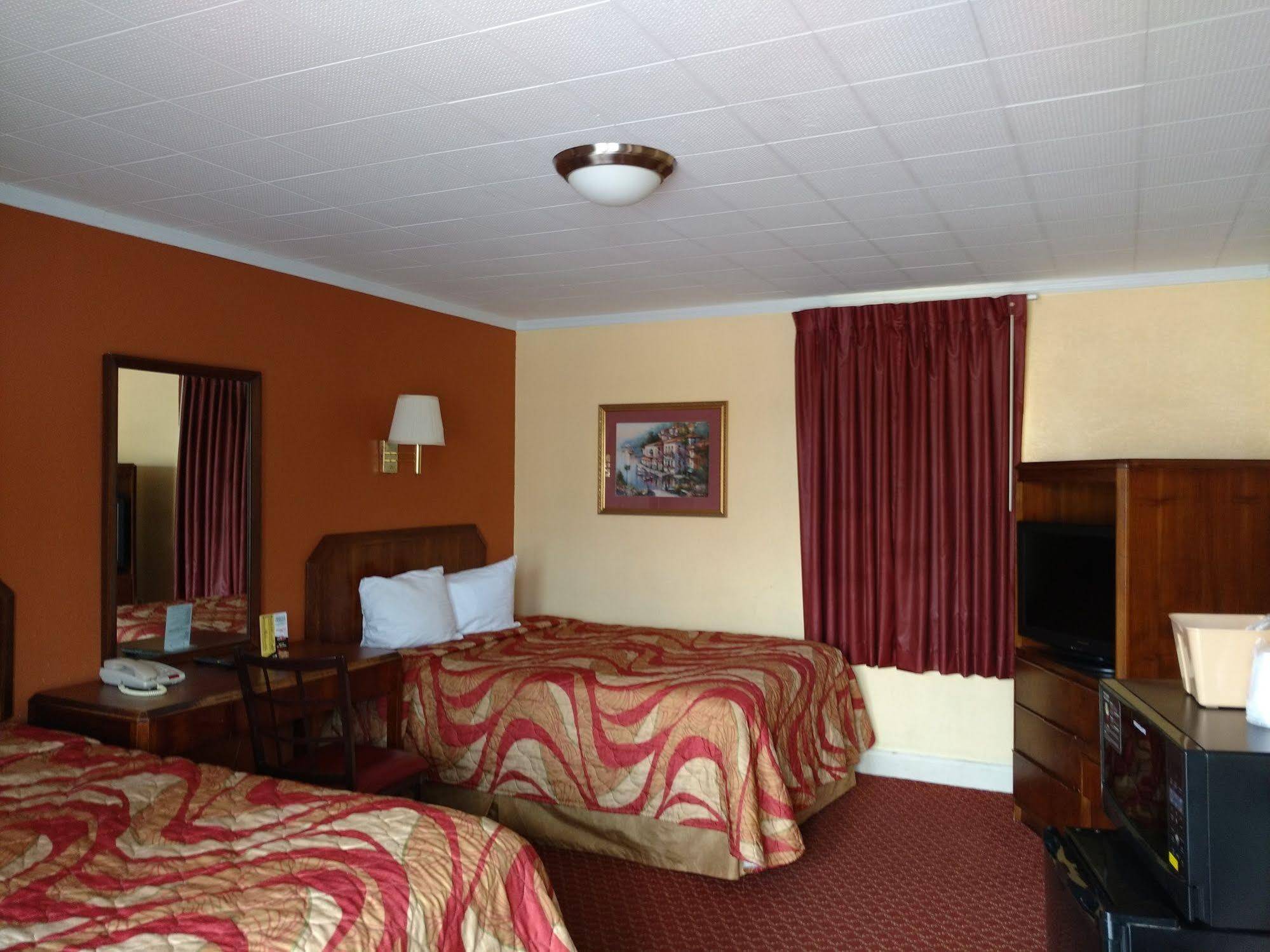 Mount Vernon Inn Съмтър Екстериор снимка